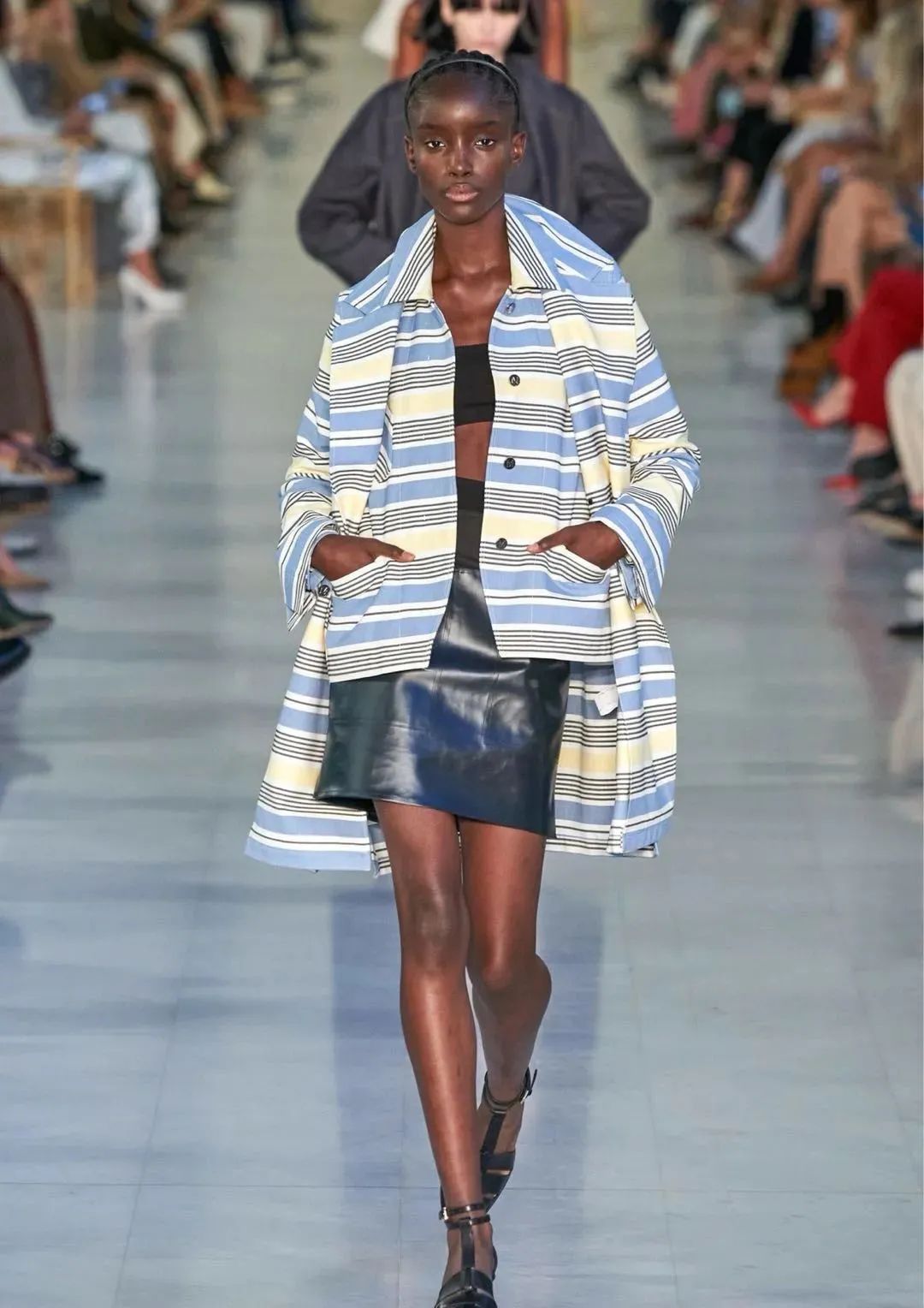 服装趋势｜条纹图案素材设计灵感