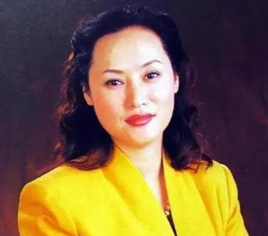 机加工分享赵工|迟重瑞和陈丽华结婚28年，因继子选择光头，豪门地位卑微