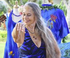 安吉丽娜·朱莉|19年前，美国影星朱莉收养的柬埔寨男孩，可能是偷来的