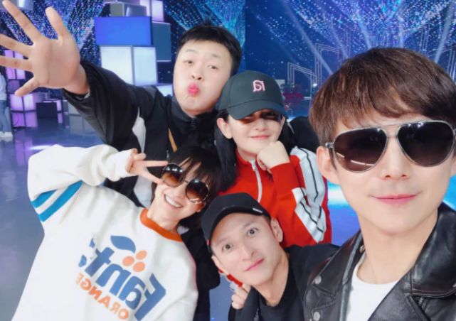 谢娜|《快本》停更69天后，谢娜首次更动态做宣传，称一切顺利，等着看