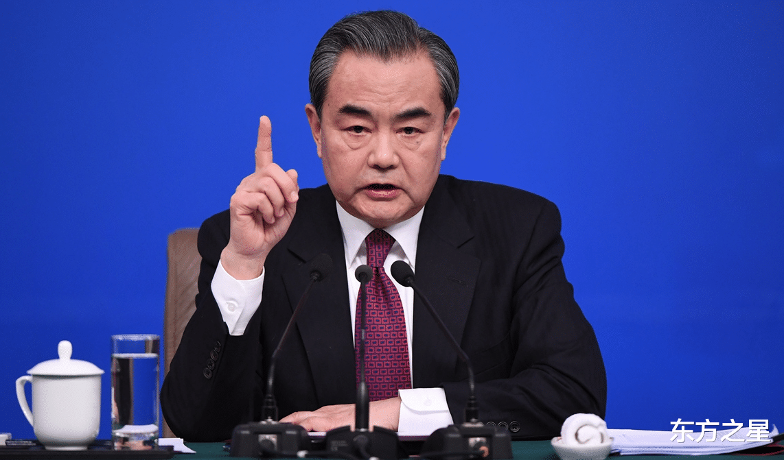 塞尔维亚|不让武契奇孤军奋战！塞尔维亚遭北约围攻之际，中方突然送来王牌