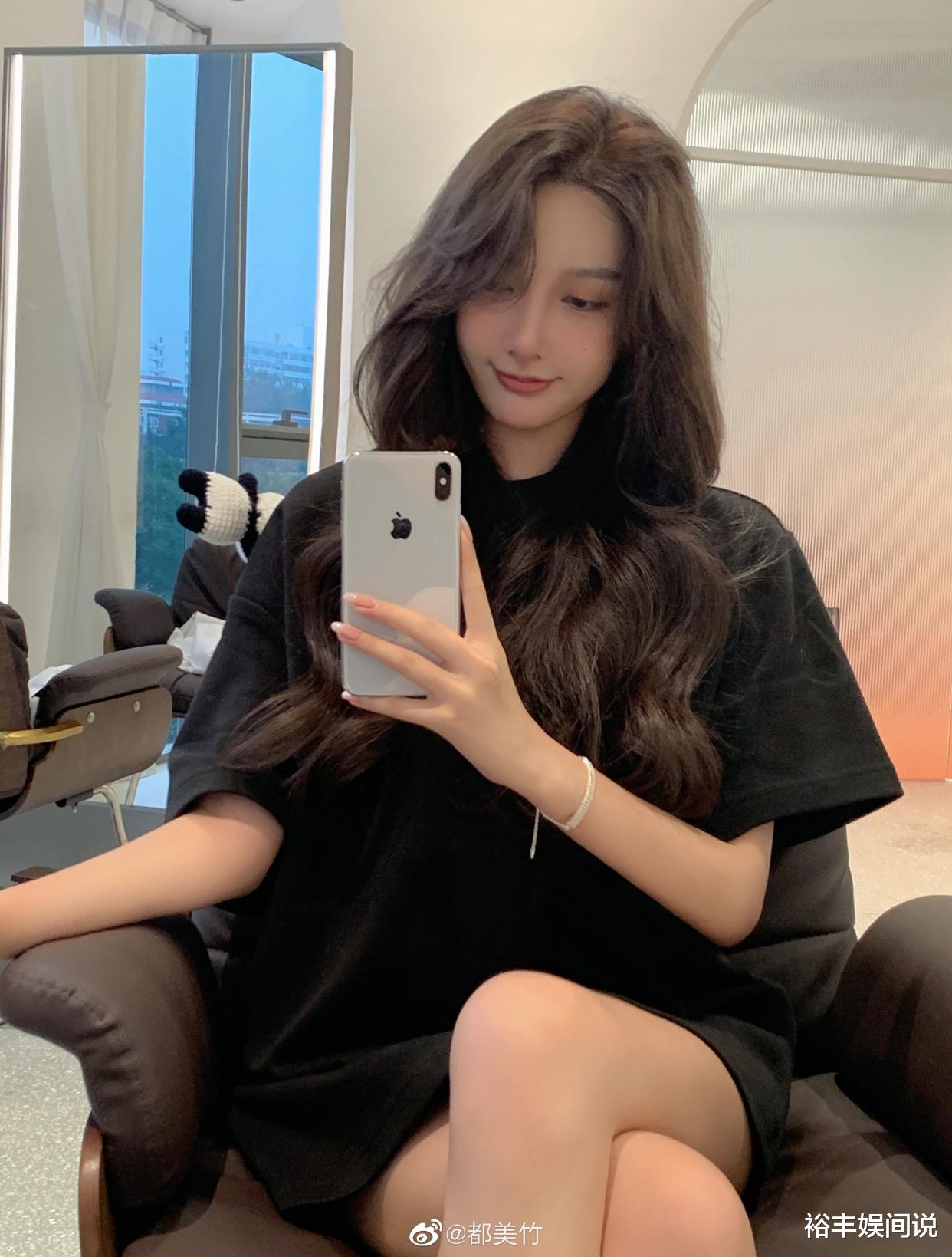 傅明宪|都美竹回应被退学，因健康出现问题决定离开：不会做懦弱小女孩