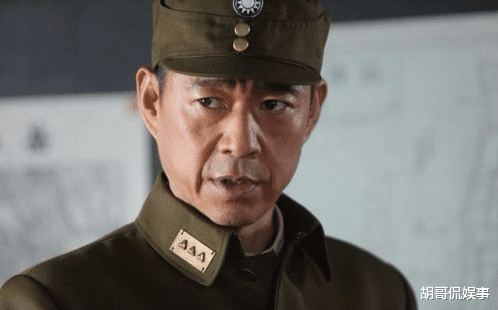 |对继女百般呵护，对亲儿子置之不理，张丰毅为何这样做？