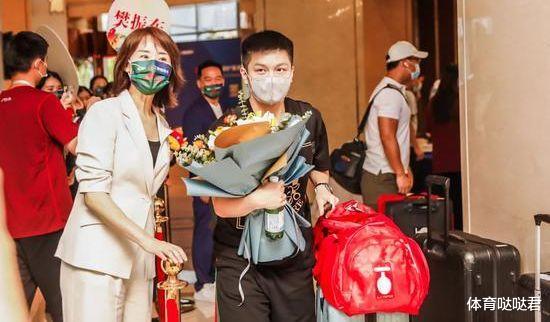 孙颖莎|国乒直通赛南阳再战！当地球迷热烈欢迎，孙颖莎面对压力勇往直前