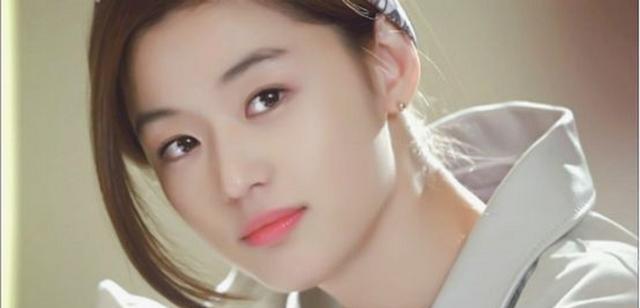 淡妆|女人再忙也别忘记：出门尽量化“淡妆”，教你正确顺序，简单漂亮