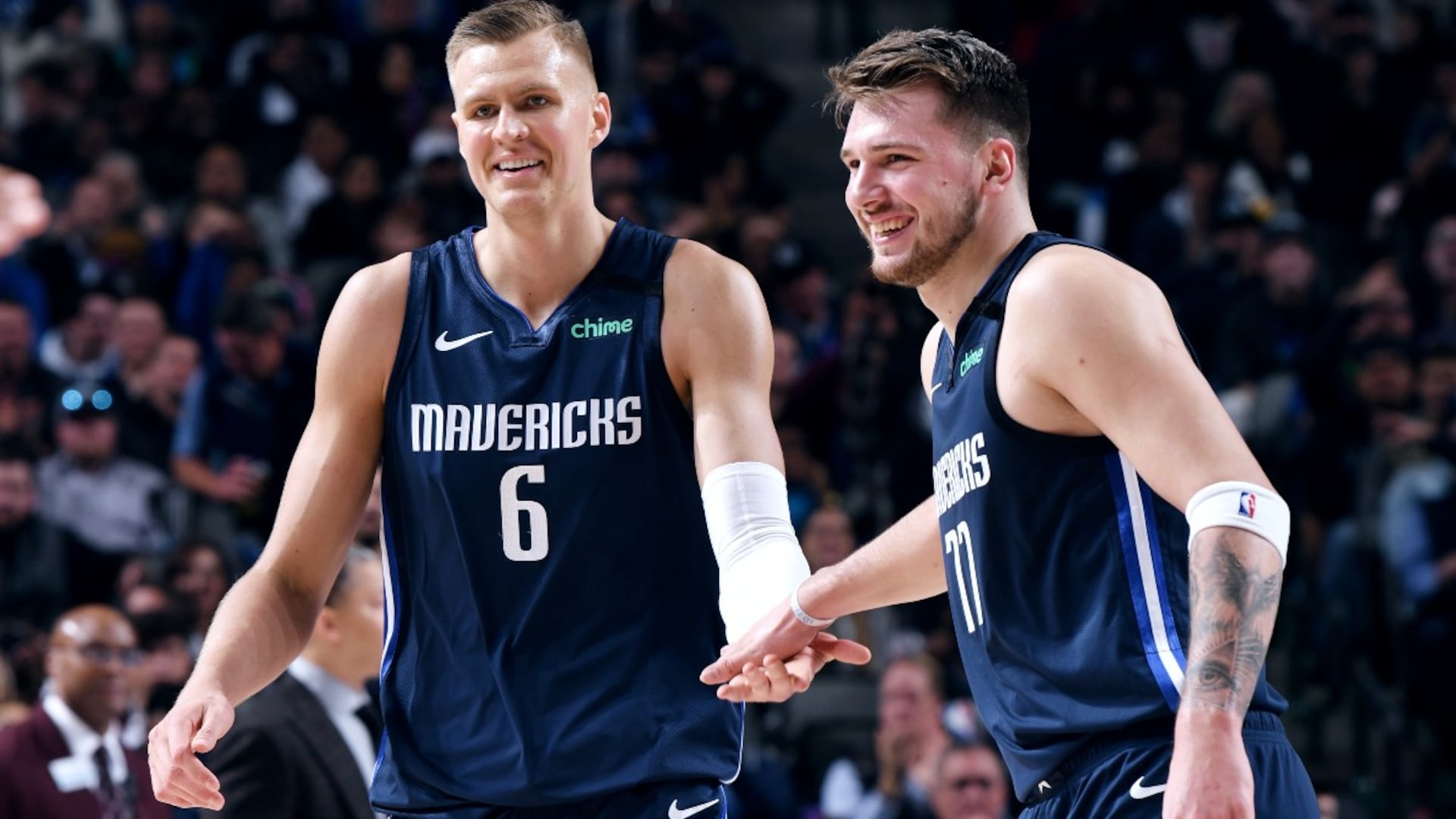 纵火案 湖人已开始问价，合同到期的德罗赞下赛季潜在去向已渐渐明了