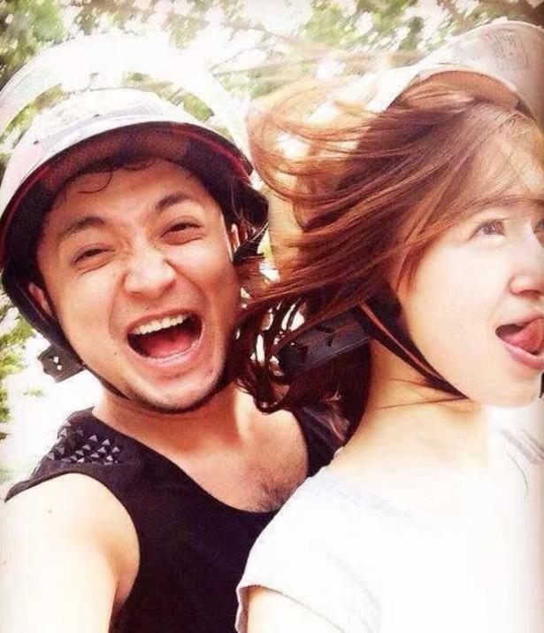 尼格买提|尼格买提：30岁娶帕夏古丽，结婚8年没有孩子，风光背后有眼泪