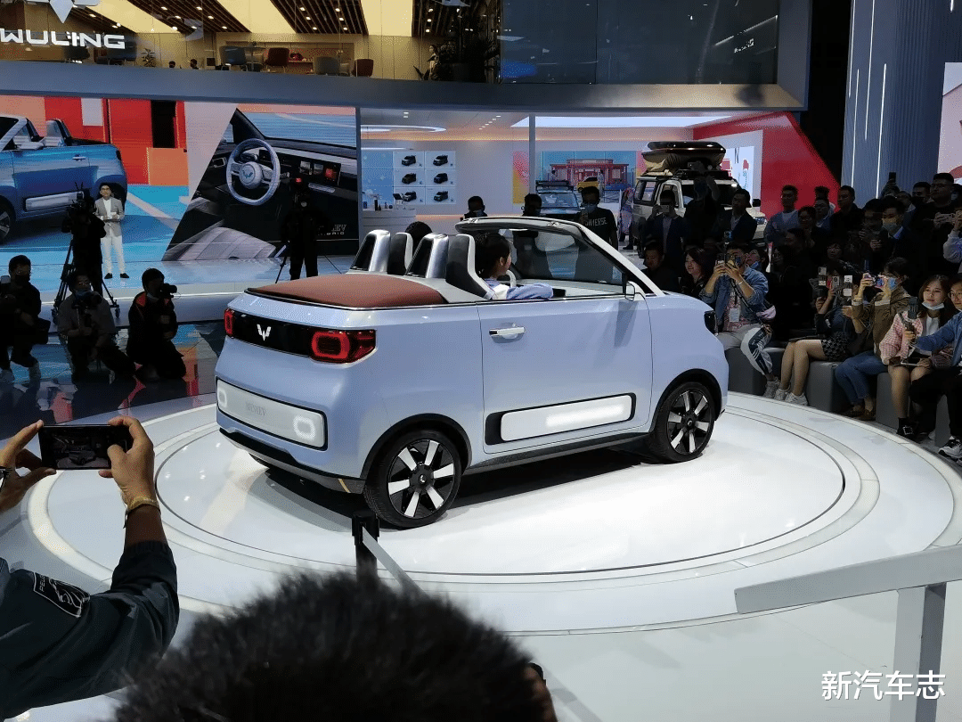 丰田RAV4|明年上市，五菱宏光MINI敞篷车确认量产，你的第一台敞篷车