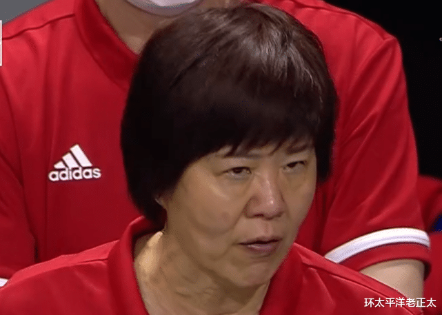 塞尔维亚队|罕见4连败！中国女排创耻辱纪录！张常宁缺席，替补被对手2队打崩