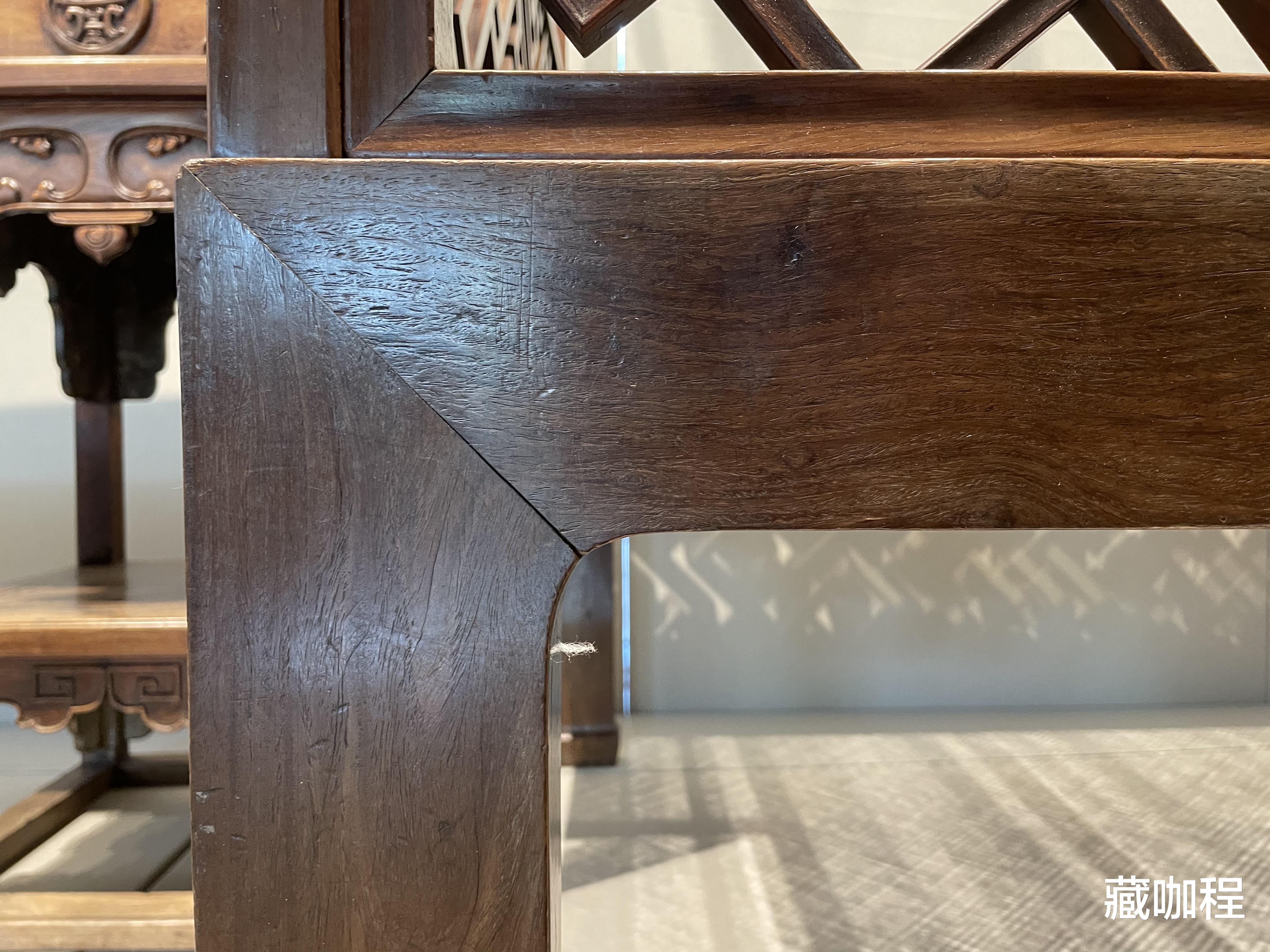 |满眼都是麦穗纹,四面平架子床是开门黄花梨