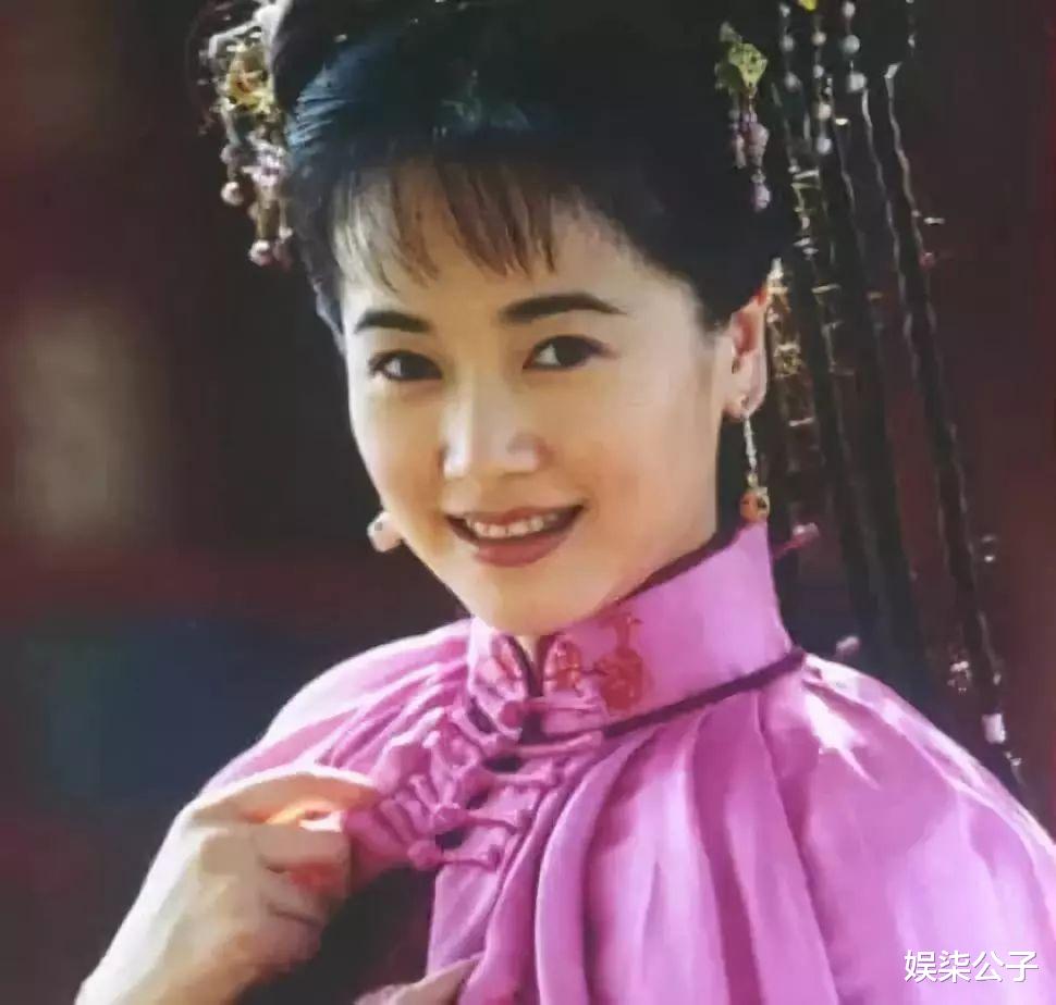 左小青|曾为陈道明、孙红雷保持沉默的左小青，变了