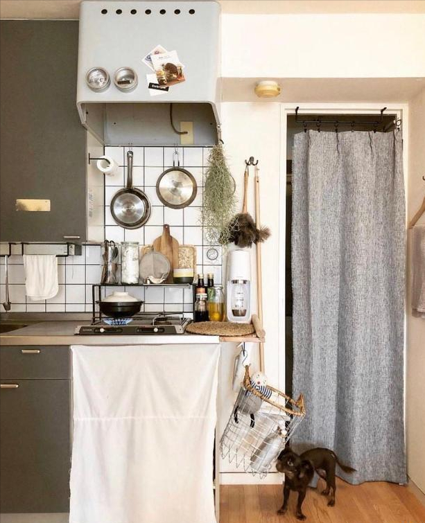 独居6年！一人独居有狗相伴，家居布置得简单精致，太羡慕了