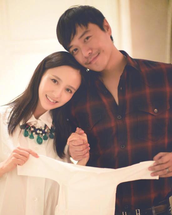 陈思诚|一个卡点庆生，一个敷衍回应，佟丽娅和陈思诚这到底是啥情况？