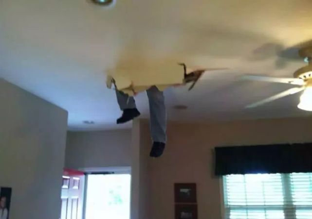 微趣图|47张“倒霉又搞笑”的图片,这些人上辈子是毁灭了银河系吗?