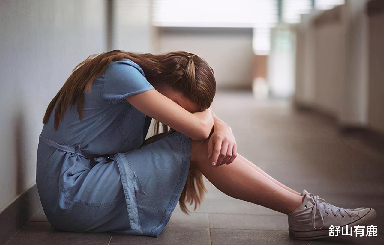 舒山有鹿|心理学:内心极度“自卑”的人,往往有这几个特点,胜人一筹