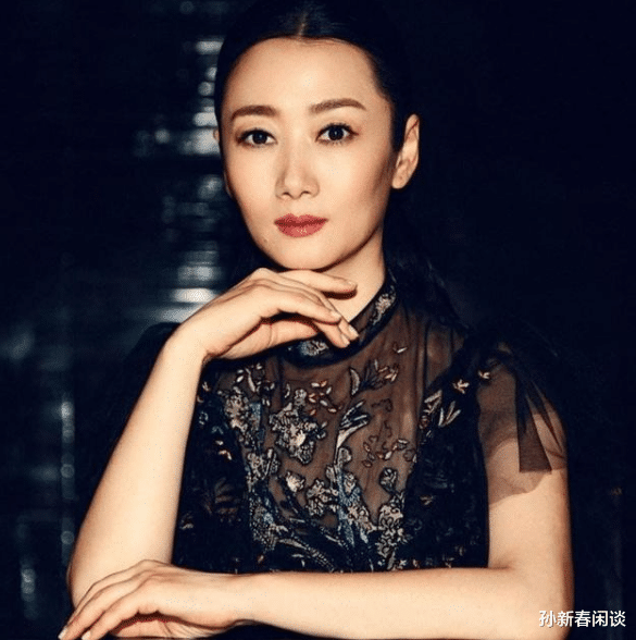 贾樟柯|为保身材做丁克一族,10多年不吃晚餐,43岁“影后”老态尽显