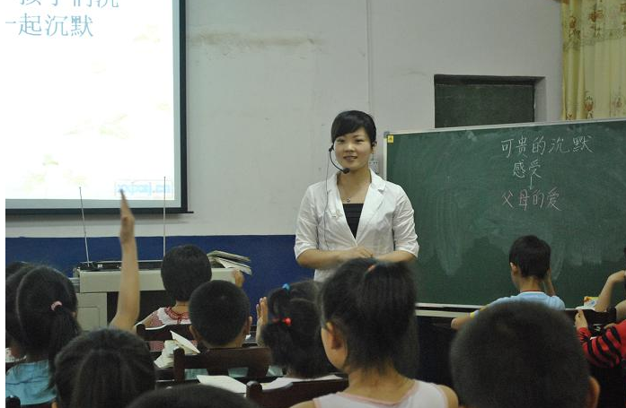 教师|60万年薪比不过在编教师？是社会现状，还是家长对铁饭碗的执念？