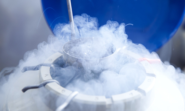 宋亚轩|男歌手感冒变肺炎,昏迷21天下病危通知,称灵肉分离记得2段异象