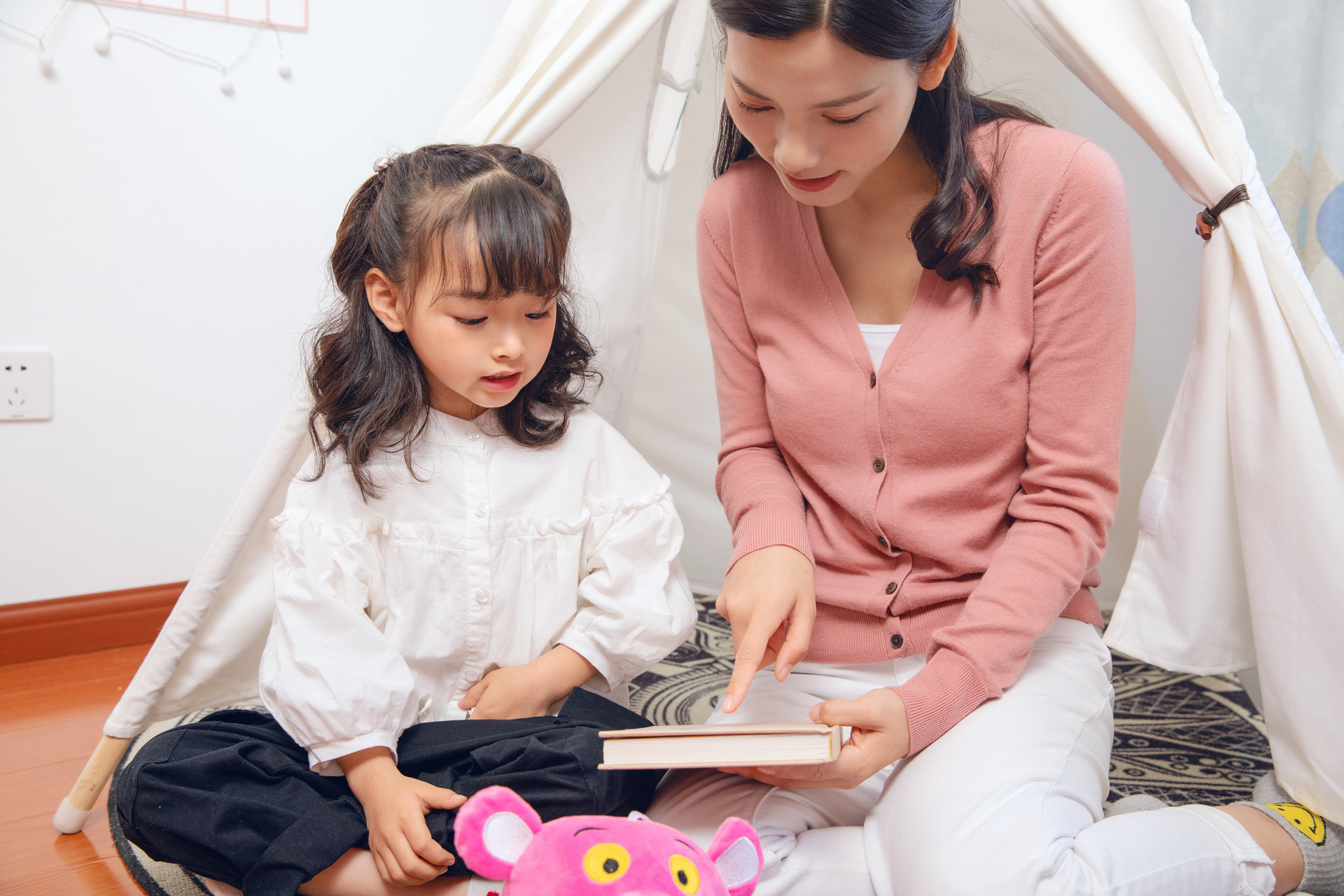 胡萝卜妈妈育儿说|同一个老师教的孩子，孩子各方面不同, 背后是家庭教育的不同