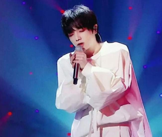 蔡少芬|华晨宇、吴亦凡、霍尊和张哲瀚!用行动证明娱乐圈就是“垃圾场”