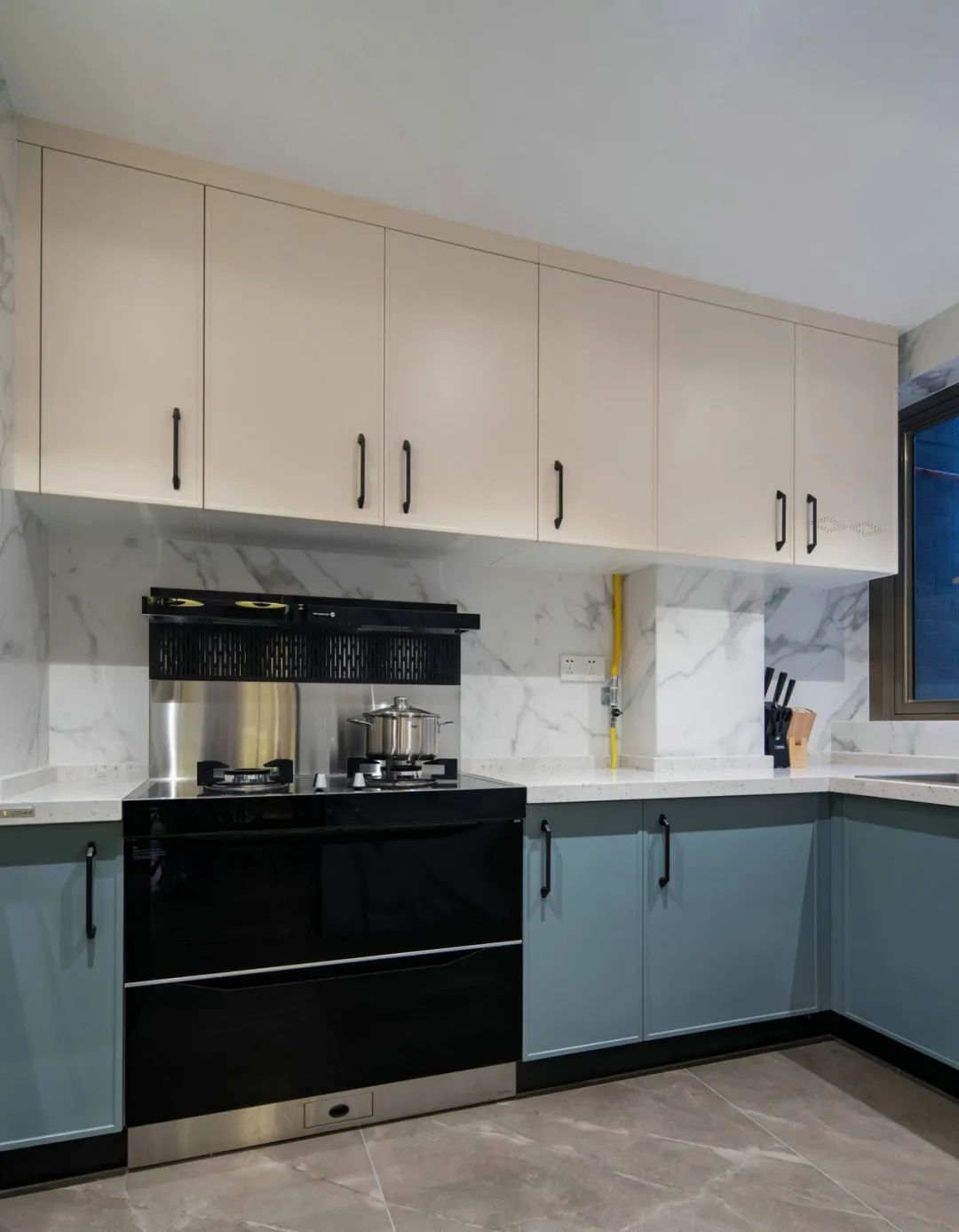 干净又利落！这个90后女生的独居小两房，太让人向往了