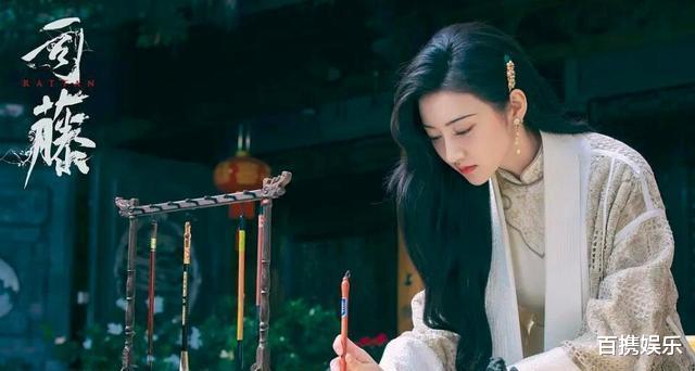 景甜|景甜才是艳压高手？她跟刘亦菲五次同框只输过一次