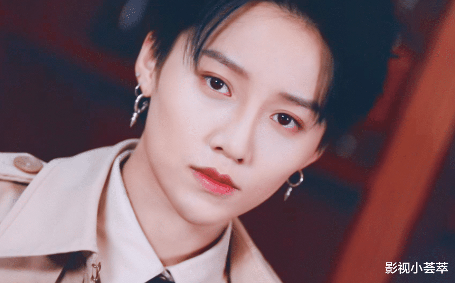 刘亦菲|在粉丝眼里，偶像肯定都是最好的，这是绝对的