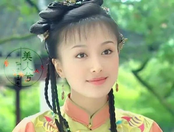 秦岚|“逆生长”的5位女星，颜值和气质从出道至今几乎没变，不服不行