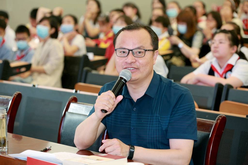 传媒陕西 西安市新城区举办首届中小学“中华经典诵写讲”诗词大会