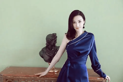 林静|出道20年还是三线演员，如今40岁单身的她，却是娱乐圈的一股清流