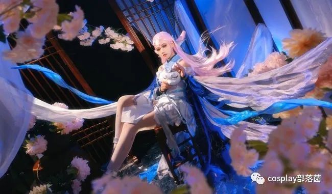 |cos：猫影幻舞COS正片，面具一戴，谁都不爱