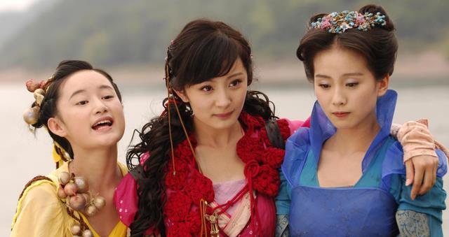 杨幂|赵薇10年前拍的拉芳广告，有谁注意到女配？如今已经红得发紫