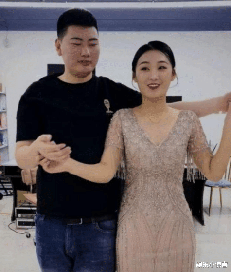 陈亚男|曝陈亚男小号发声，彩礼不是不想退，要等朱家赔偿完名誉损失再退