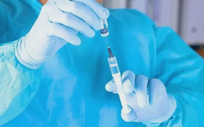 整容|知名网红小冉不幸离世，整容行业乱象，何时是尽头？