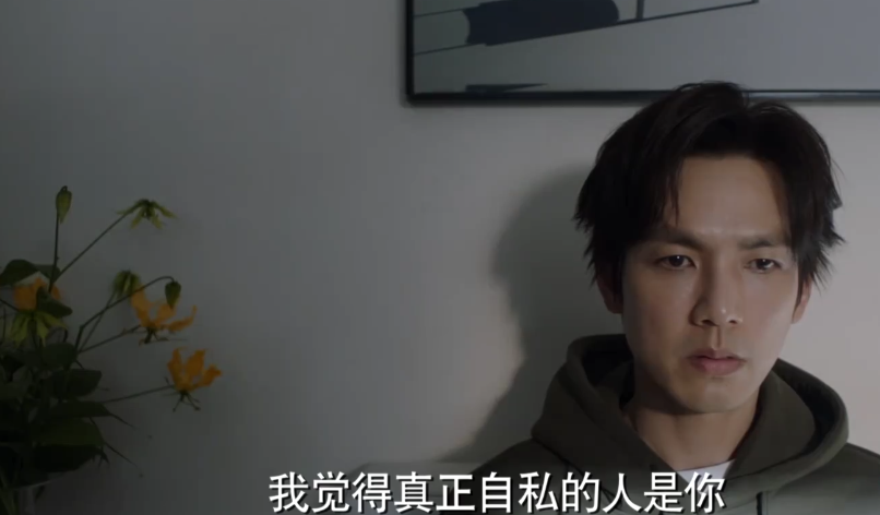 央视|上线1天收视大爆，郭京飞、谭卓都压不住！央视“王牌”剧不简单