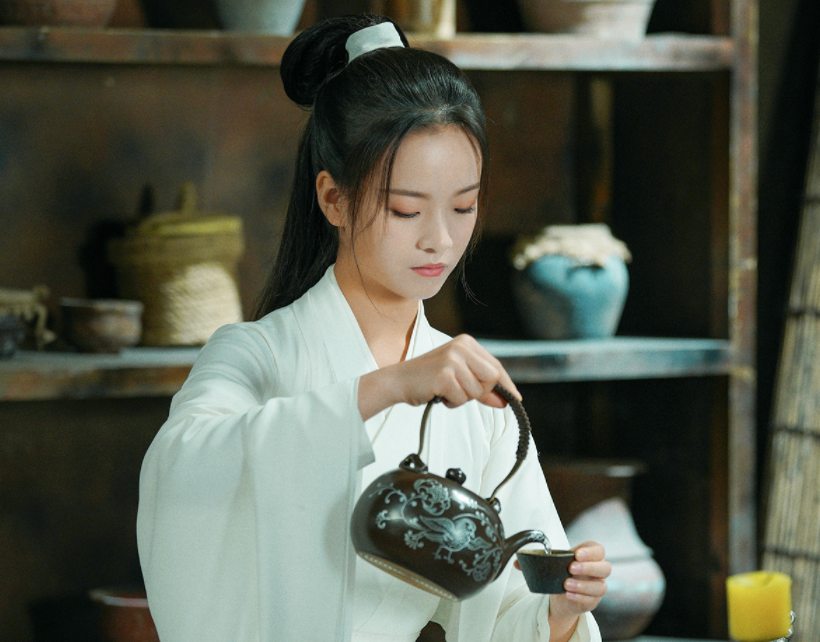 李庚希|《雪中悍刀行》没捧红李庚希，却意外带火了另一位女演员