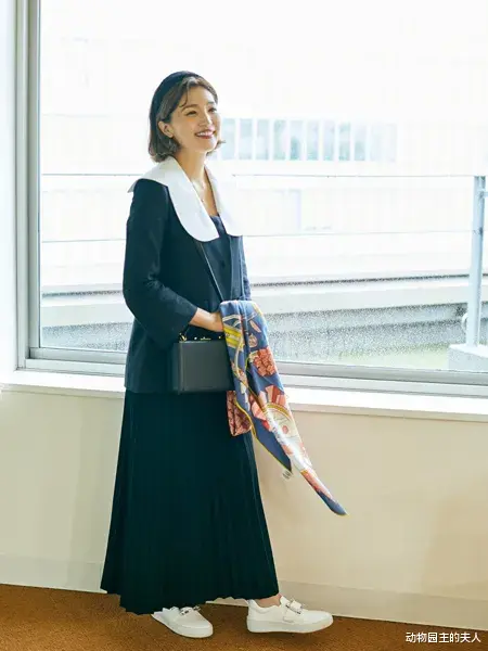 动物园主的夫人 日本博主街拍汇总 冬季大衣里面怎么穿