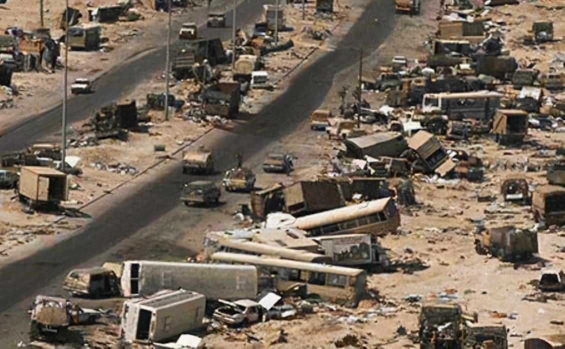 美国|现代历史的转折点之一，海湾战争打醒世界，造就现代格局！