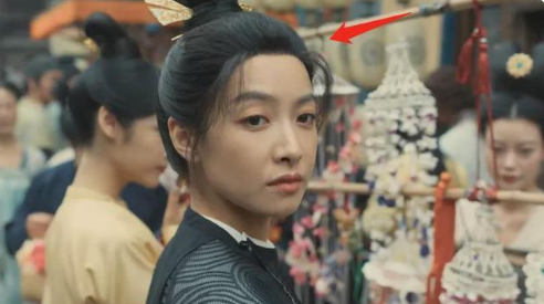 王一博|《风起洛阳》开播！可惜王一博演技差不比老戏骨，宋茜头套真心帅