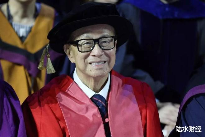 李嘉诚基金会 李嘉诚还有第三个“儿子”？身价高达2000亿，一生只做一件事