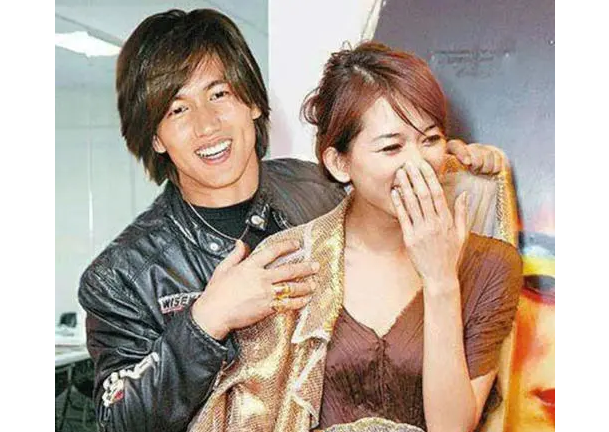 关晓彤|有种“整容”叫结婚1年,黑泽良还是黑泽良,林志玲却已判若两人