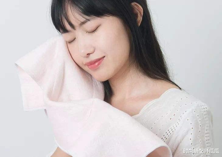 护肤 ?网红“沉浸式护肤”，带偏了多少女孩？快看看你有没有跟着做