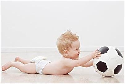 蔷薇妈妈育儿记|孩子三个月睡整觉，四个月变睡渣，宝妈别担心这是娃聪明的标志