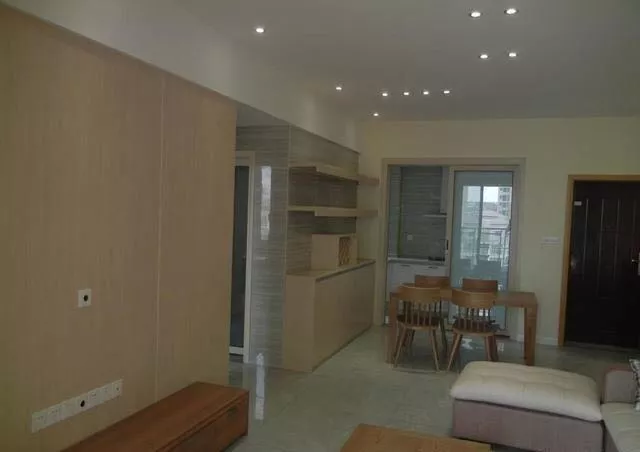 8万装修的新房，晒网上，网友吐槽这装修其实一坨屎，哎！