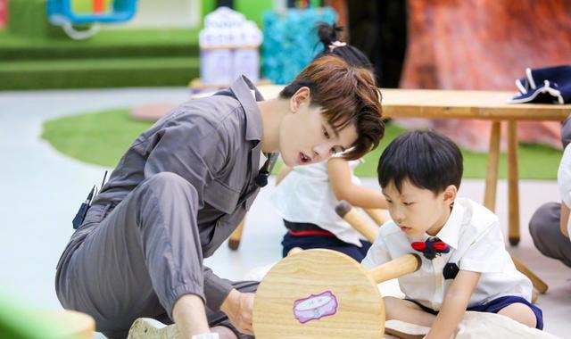 陆绎|奶爸陆绎的甜宠，他对儿子的爱，不比今夏少