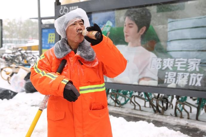学忠说育儿|辽宁历史罕见暴雪！中粮可口可乐爱心“姜”至，温暖+倍