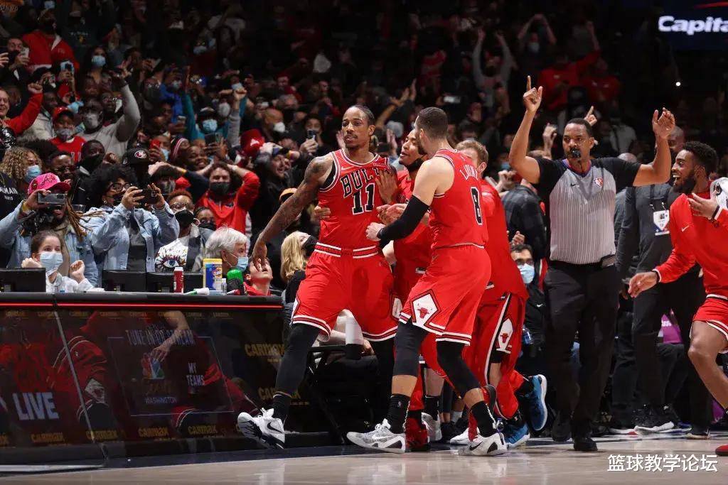 德羅贊|喬丹附體！德羅贊連續(xù)2場三分絕殺！NBA歷史第一人