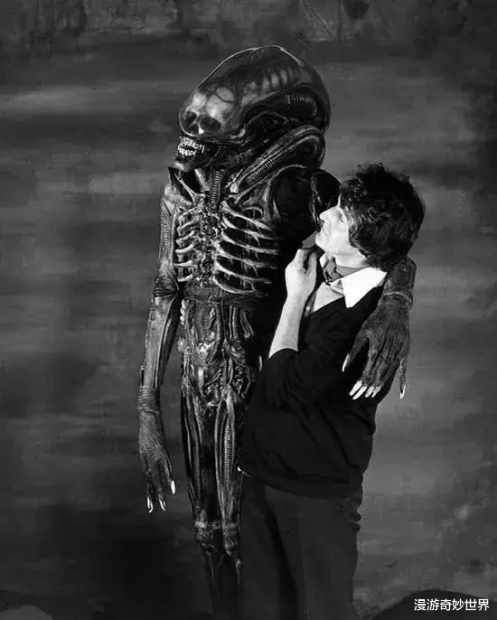 漫游奇妙世界|毁三观！30张好莱坞大片幕后照，估计你没见过