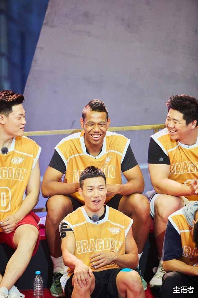 中国队|被非洲父亲抛弃的中非混血，曾声称只为中国队效力，其中国女友颜值高