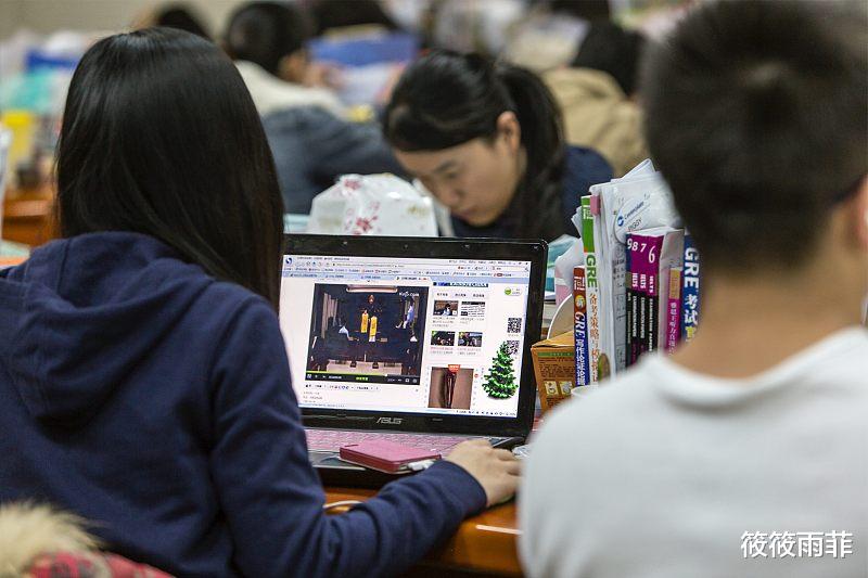 筱筱雨菲|老话说“竹子开花,马上搬家”,竹子开花为什么要搬家?